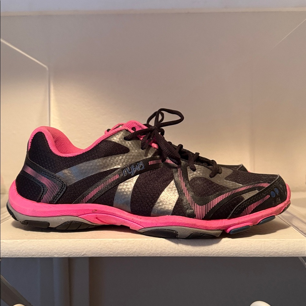 Women Ryka Pink and Black Athletic Shoes/Sneakers/Pickleball/Tennis